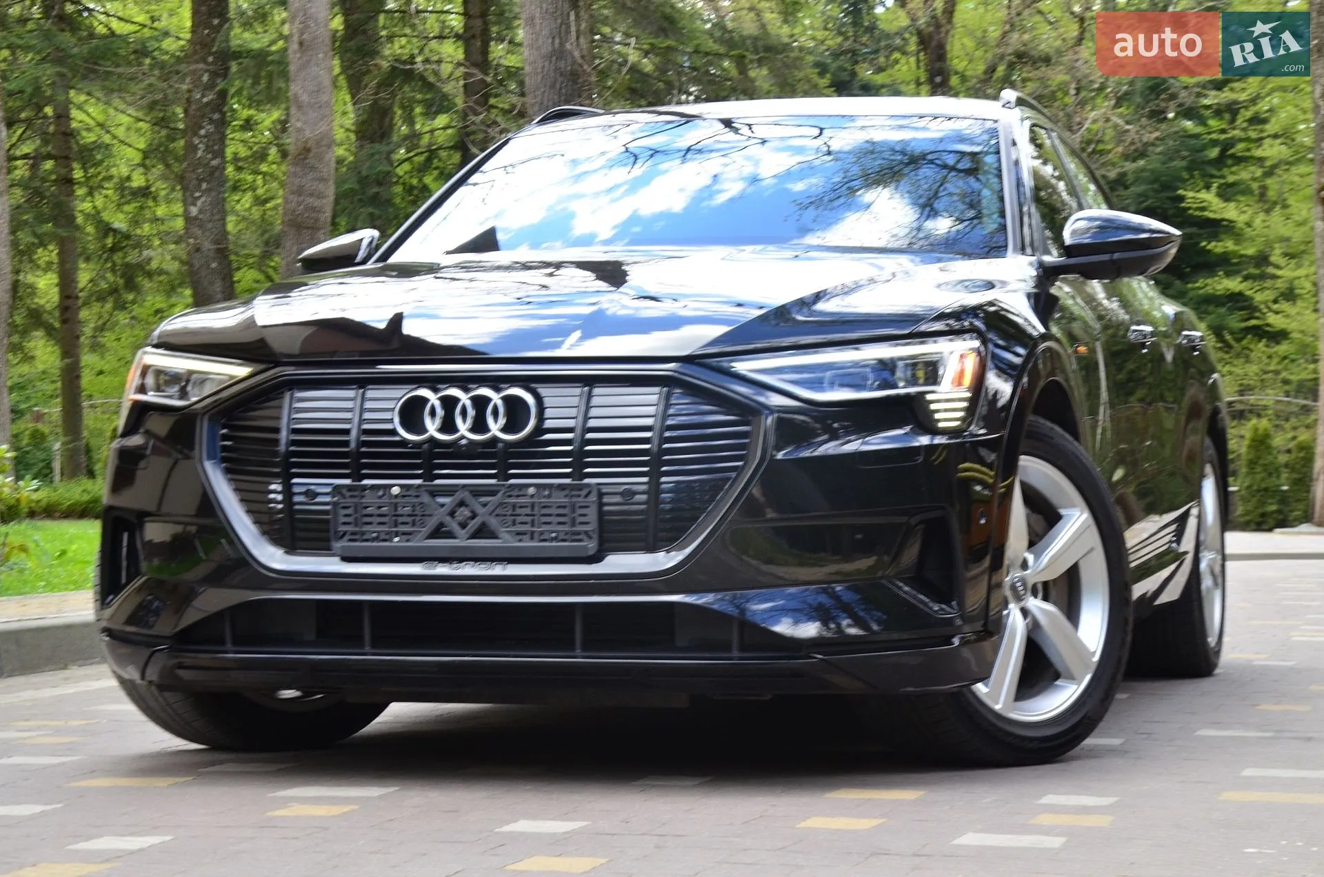 2019 Audi e-tron - мініатюра 16