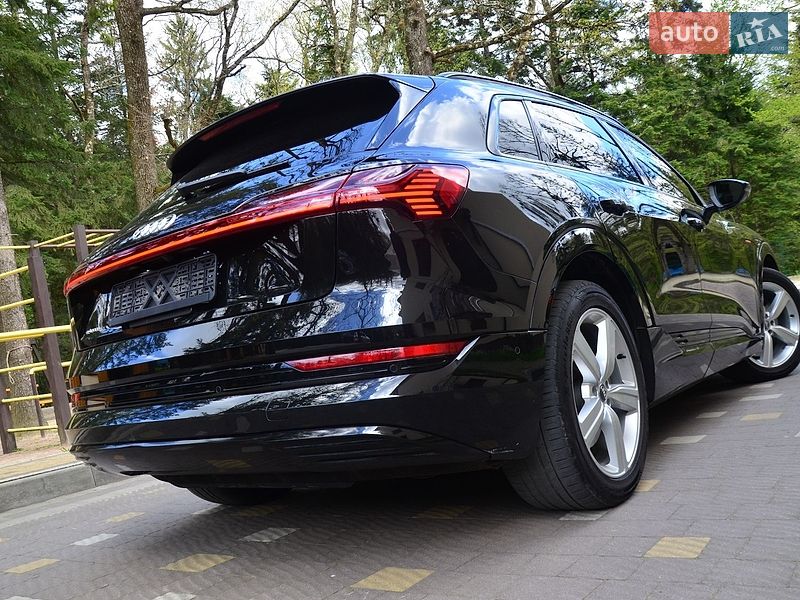 Внедорожник / Кроссовер Audi e-tron 2019 в Трускавце