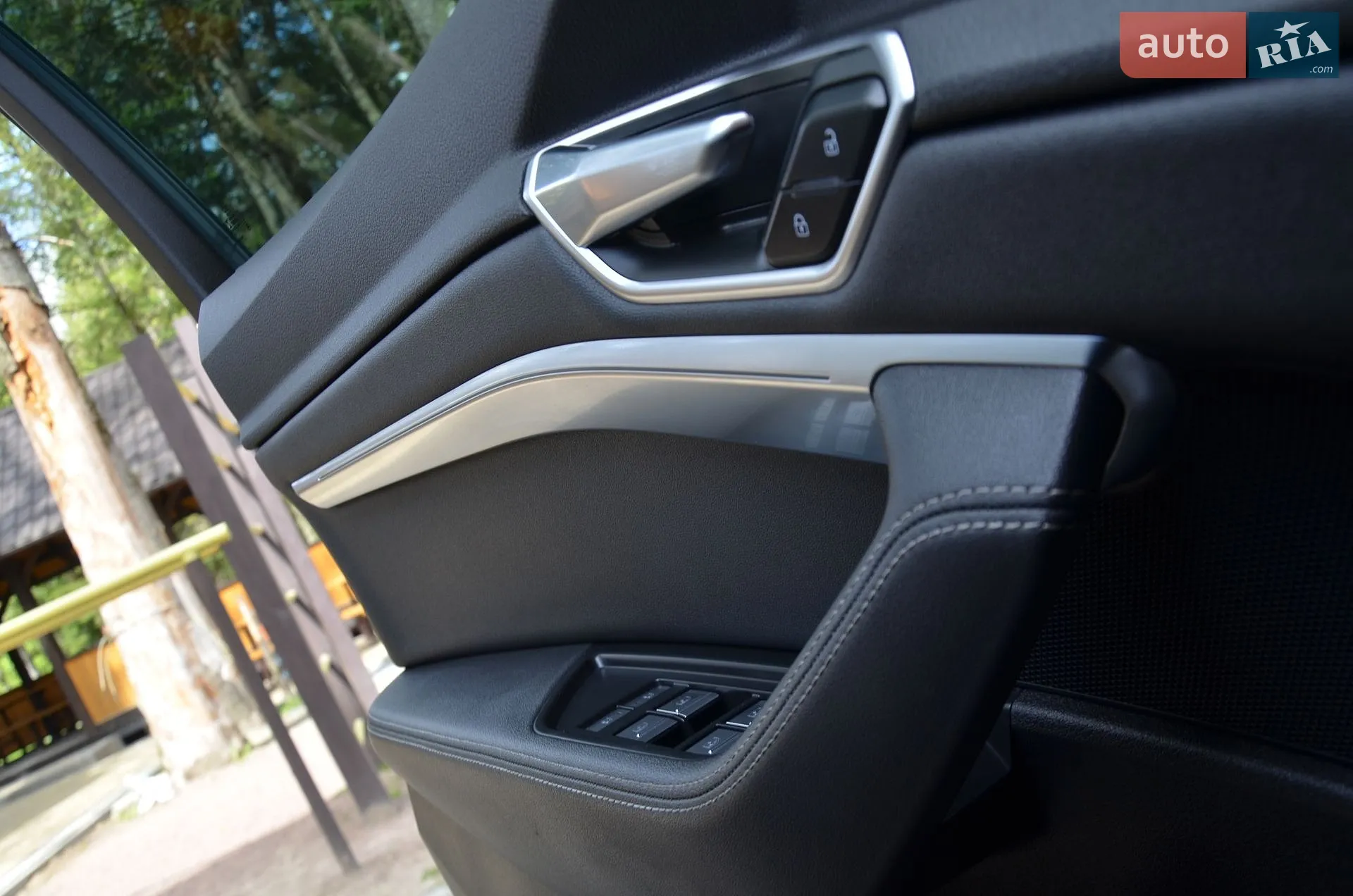 2019 Audi e-tron - мініатюра 46