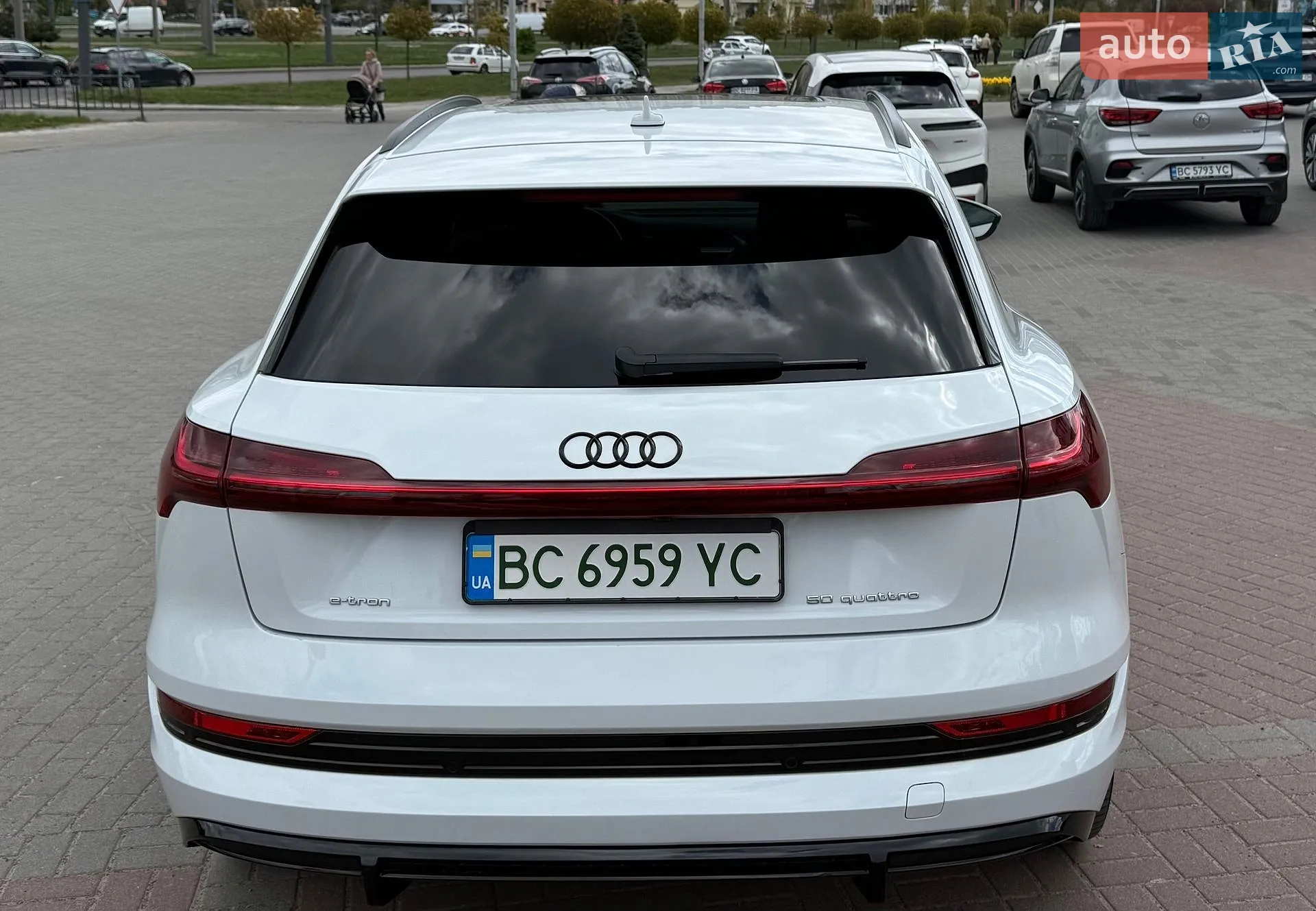 2019 Audi e-tron - мініатюра 9