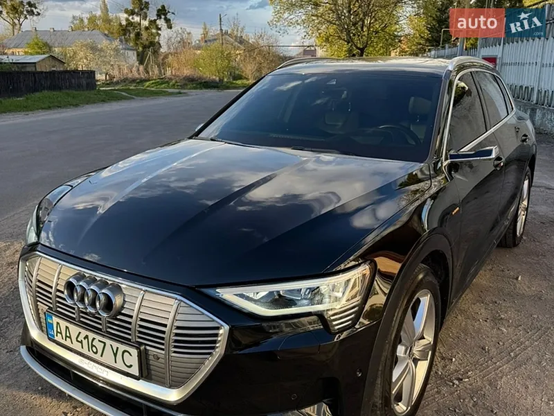 Audi e-tron