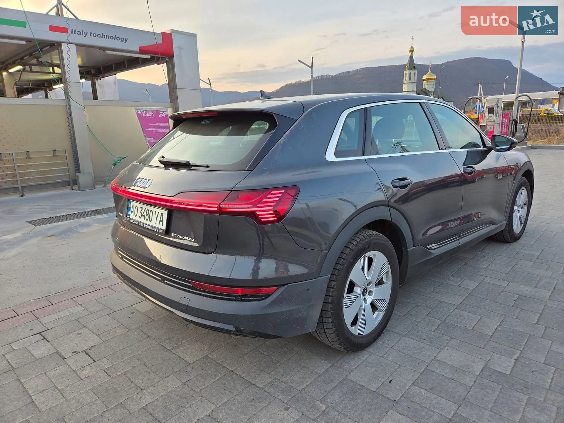 2021 Audi e-tron - мініатюра 4