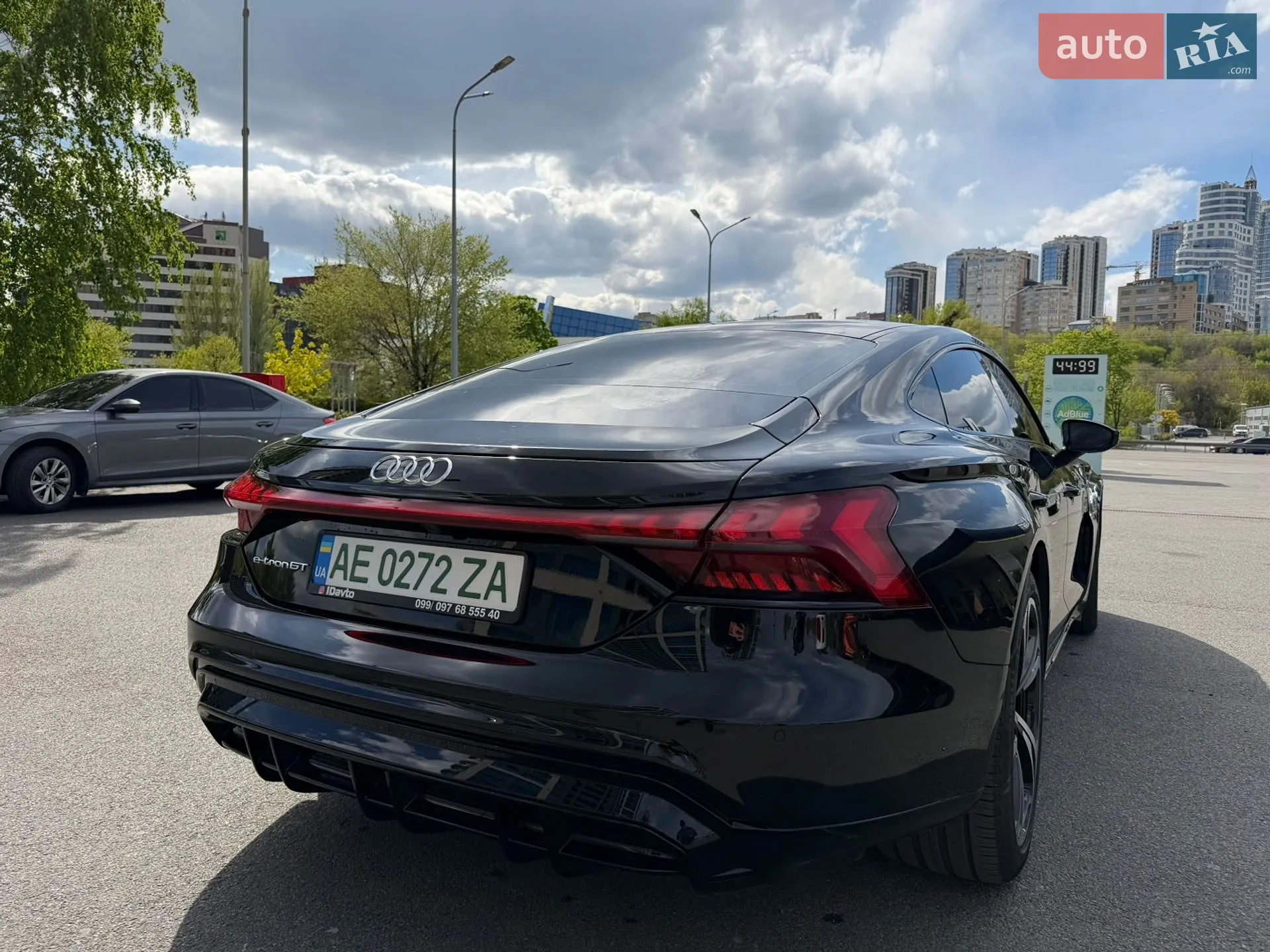 2021 Audi e-tron GT - мініатюра 6