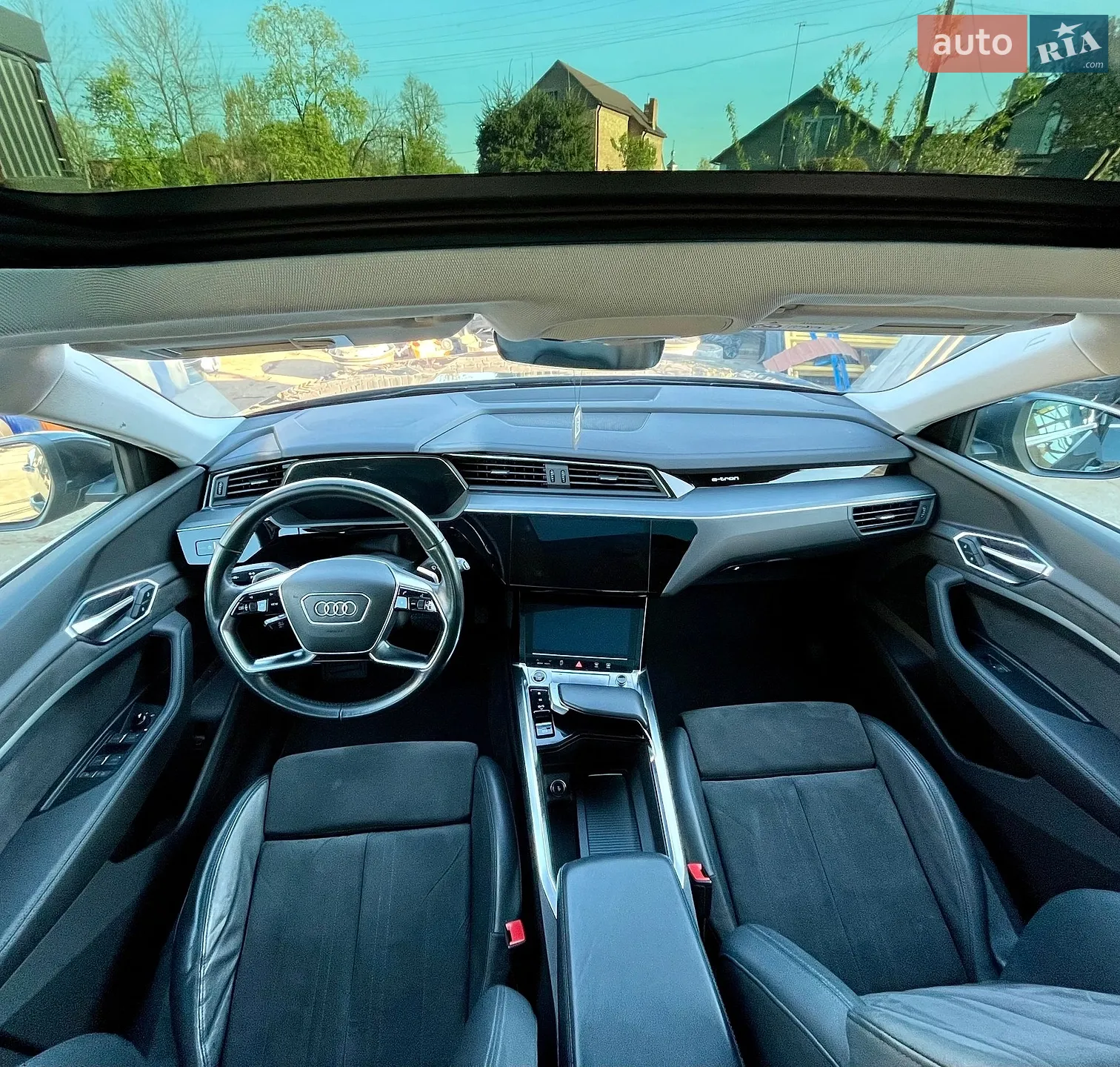 2020 Audi e-tron - мініатюра 54