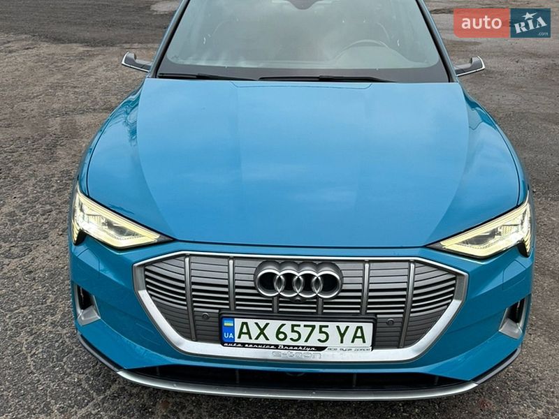 Внедорожник / Кроссовер Audi e-tron 2019 в Харькове