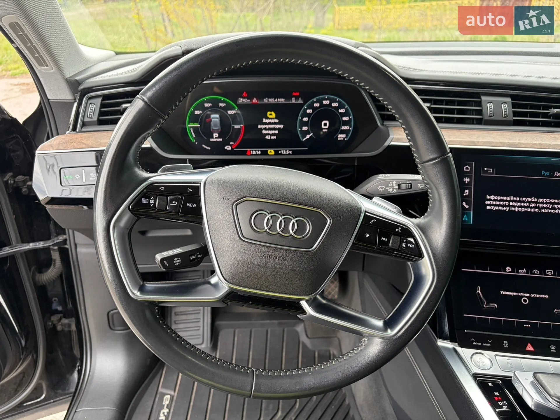 2019 Audi e-tron - мініатюра 26