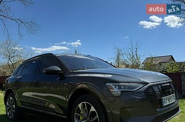 Внедорожник / Кроссовер Audi e-tron 2020 в Ивано-Франковске