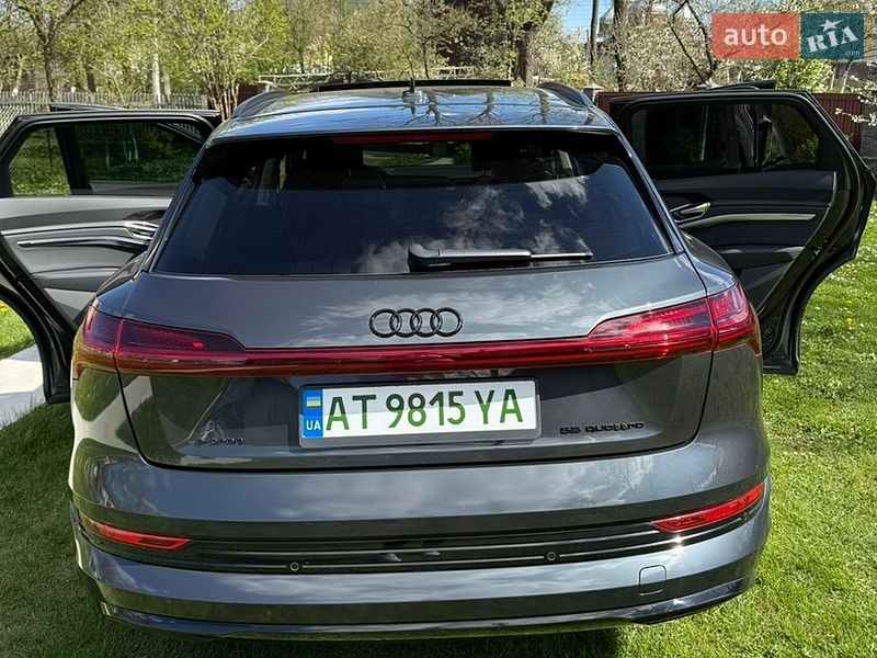 Внедорожник / Кроссовер Audi e-tron 2020 в Ивано-Франковске