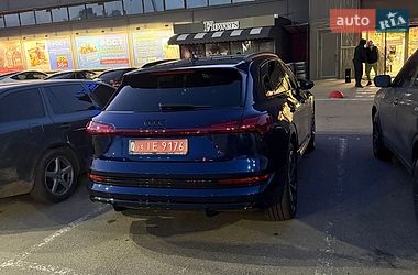 Внедорожник / Кроссовер Audi e-tron 2022 в Харькове