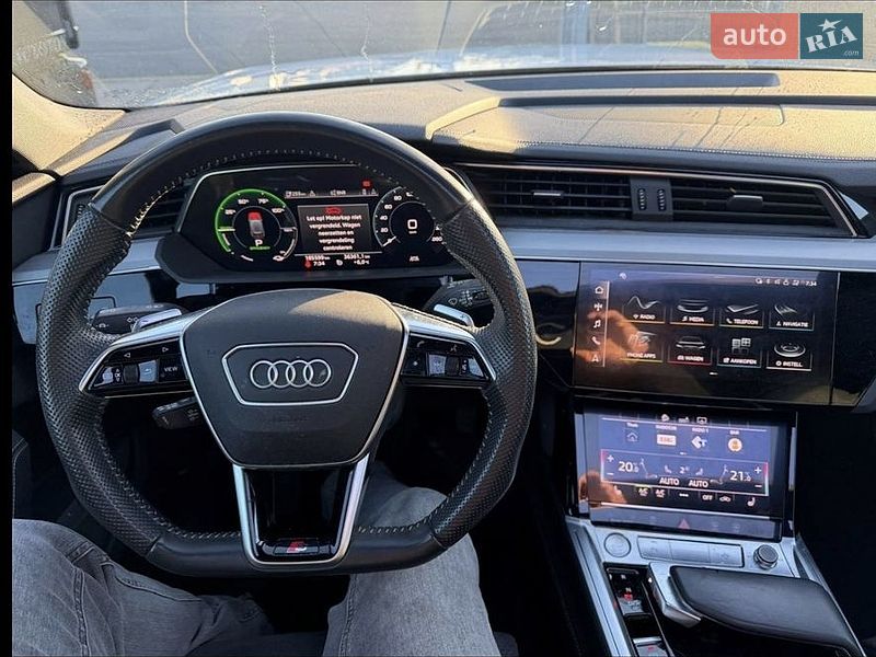 Внедорожник / Кроссовер Audi e-tron 2019 в Ровно