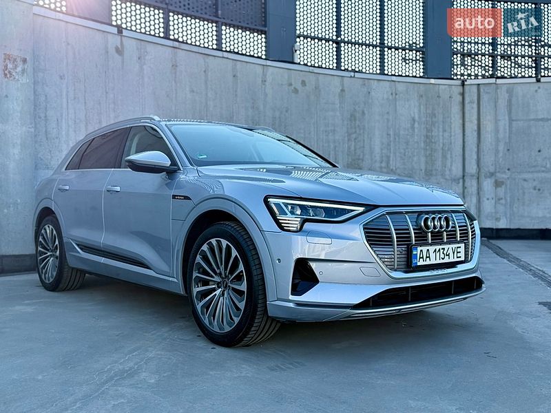 Внедорожник / Кроссовер Audi e-tron 2021 в Киеве фото 9 Внедорожник / Кроссовер Audi e-tron 2021 в Киеве