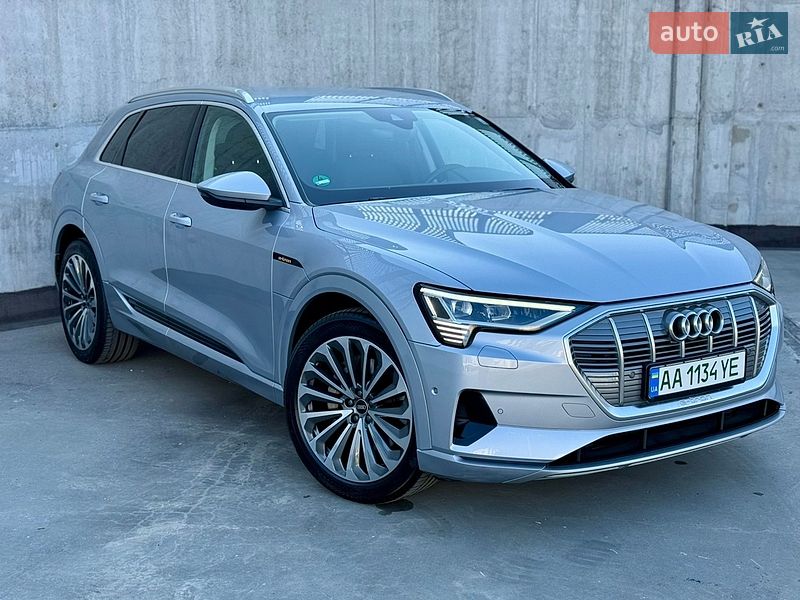 Внедорожник / Кроссовер Audi e-tron 2021 в Киеве фото 18 Внедорожник / Кроссовер Audi e-tron 2021 в Киеве