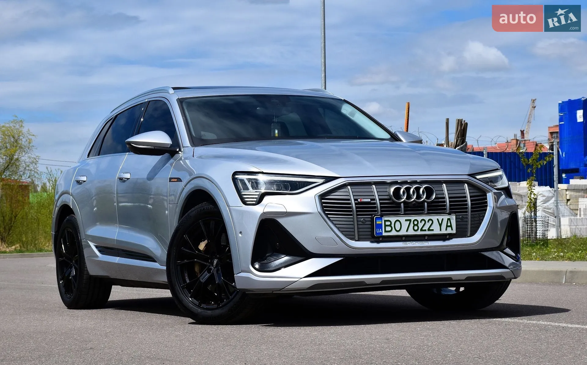 2020 Audi e-tron - мініатюра 2