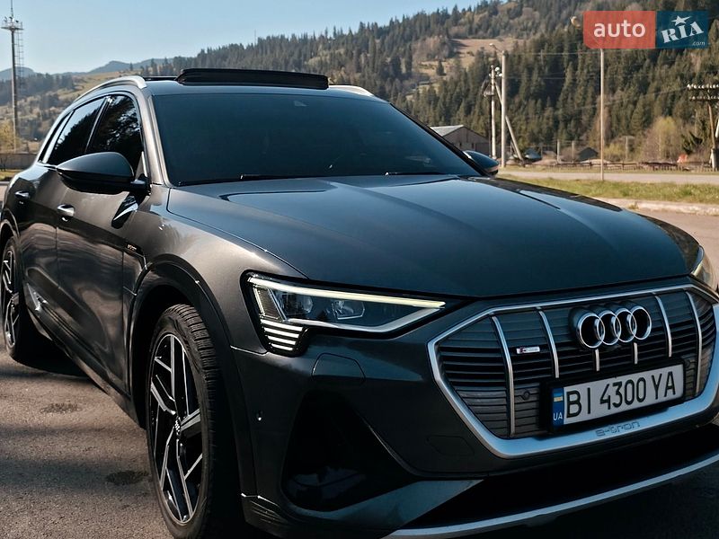 Внедорожник / Кроссовер Audi e-tron 2020 в Ивано-Франковске