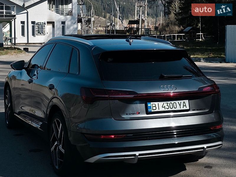 Внедорожник / Кроссовер Audi e-tron 2020 в Ивано-Франковске