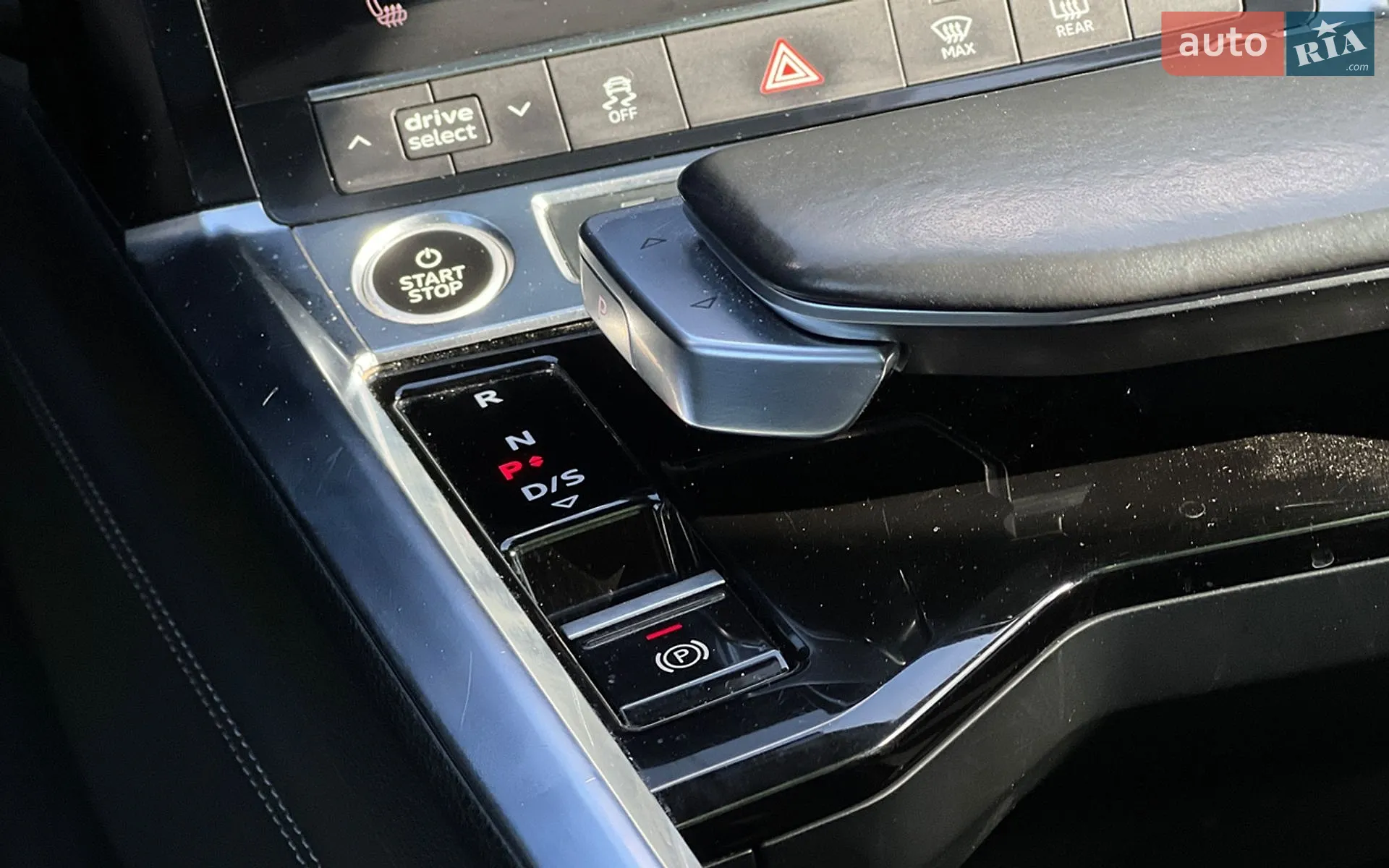 2021 Audi e-tron - мініатюра 19