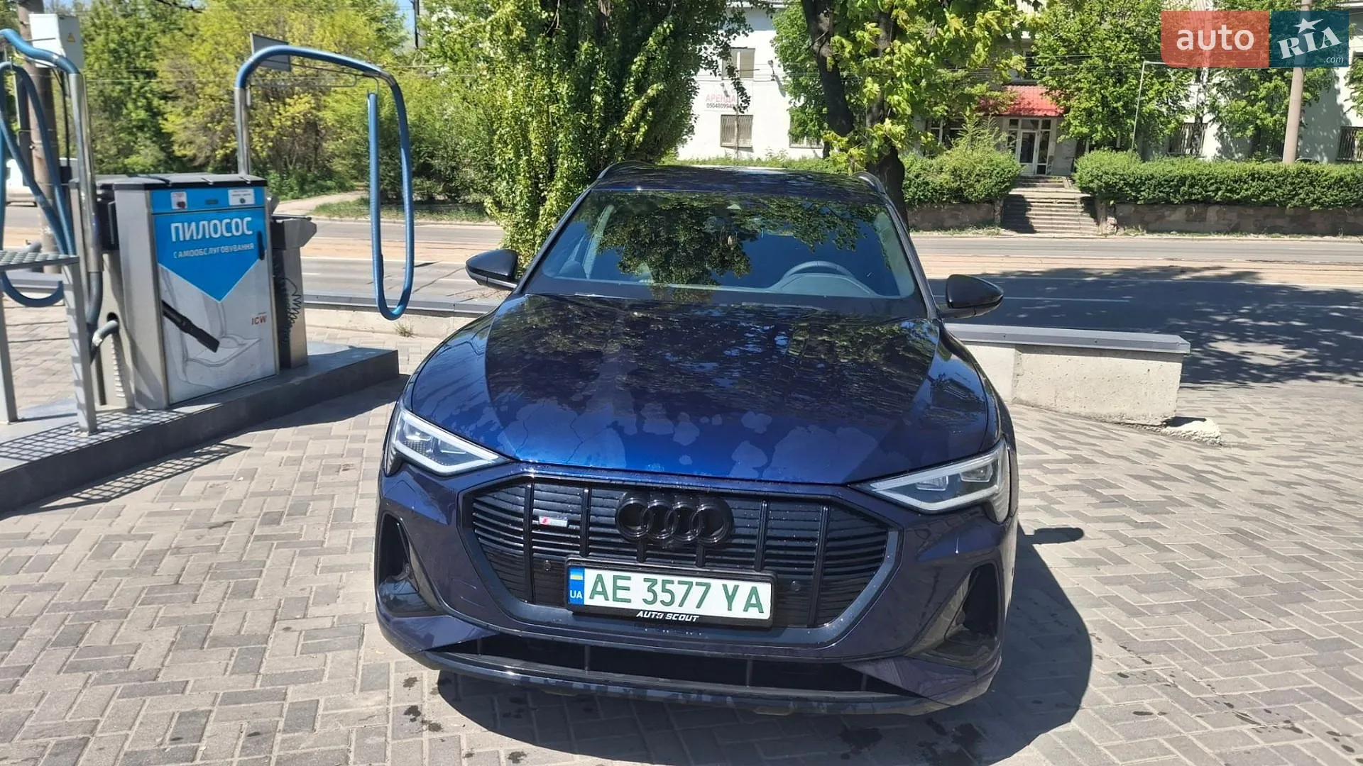 2021 Audi e-tron - фото 1