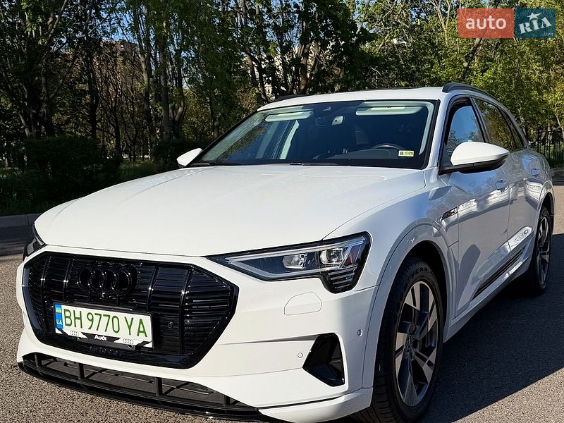 Внедорожник / Кроссовер Audi e-tron 2022 в Одессе