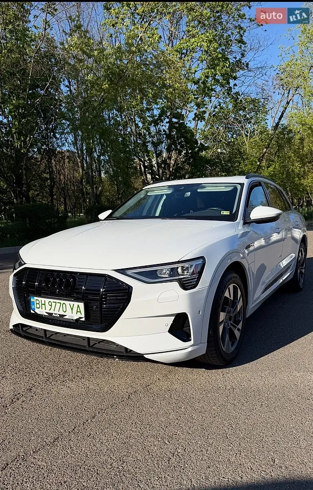 2021 Audi e-tron - мініатюра 39