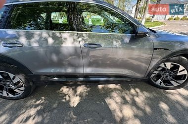 Позашляховик / Кросовер Audi e-tron 2020 в Вінниці