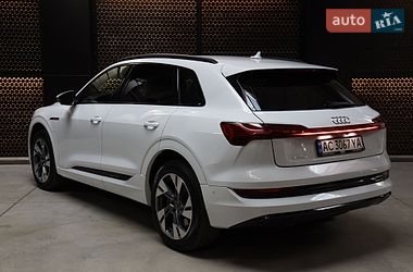 Внедорожник / Кроссовер Audi e-tron 2022 в Луцке