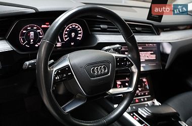 Внедорожник / Кроссовер Audi e-tron 2022 в Луцке