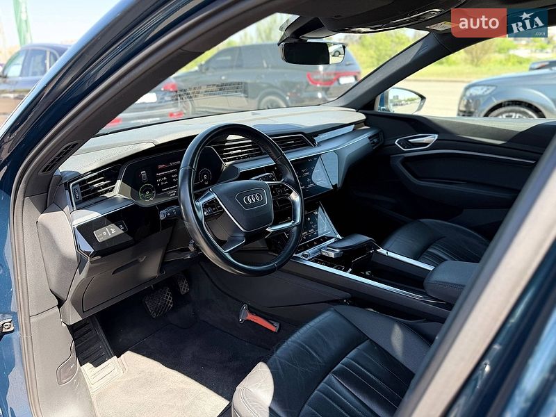 Внедорожник / Кроссовер Audi e-tron 2020 в Кривом Роге