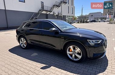 Внедорожник / Кроссовер Audi e-tron 2021 в Хмельницком