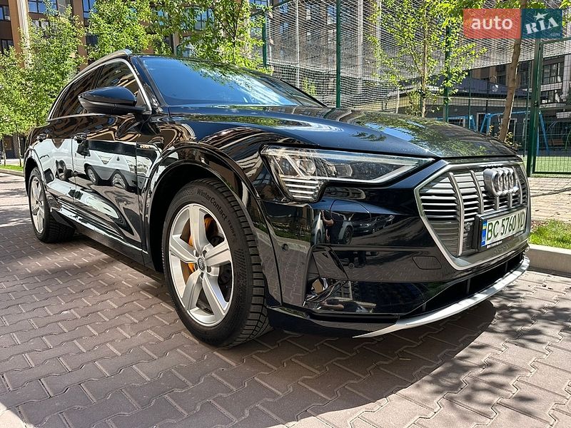 Внедорожник / Кроссовер Audi e-tron 2020 в Киеве