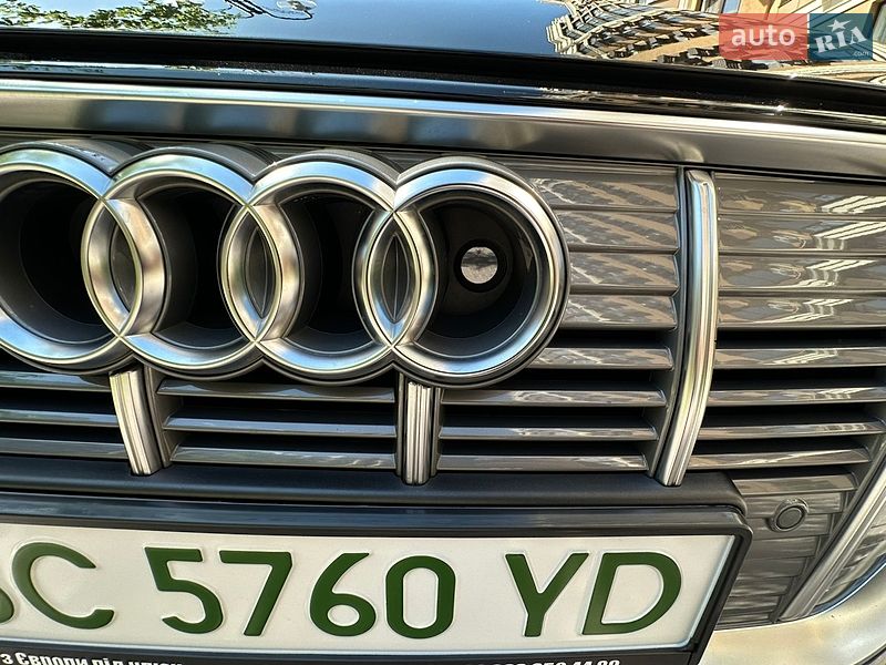 Внедорожник / Кроссовер Audi e-tron 2020 в Киеве