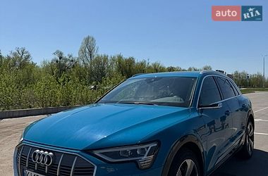 Внедорожник / Кроссовер Audi e-tron 2019 в Буче