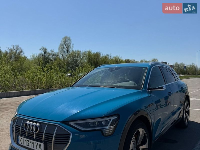 Внедорожник / Кроссовер Audi e-tron 2019 в Буче