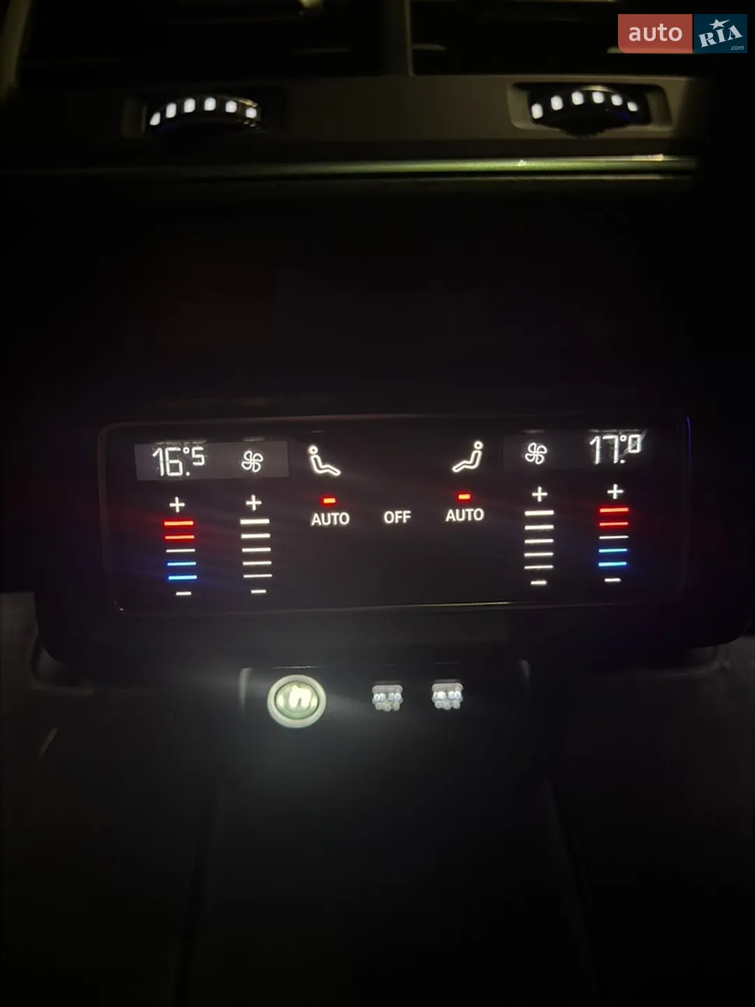 2019 Audi e-tron - мініатюра 28