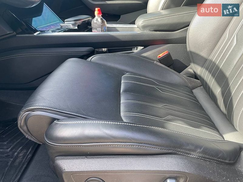 Внедорожник / Кроссовер Audi e-tron 2019 в Киеве