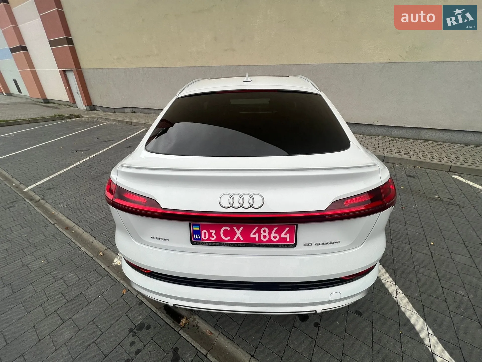 2020 Audi e-tron - мініатюра 10