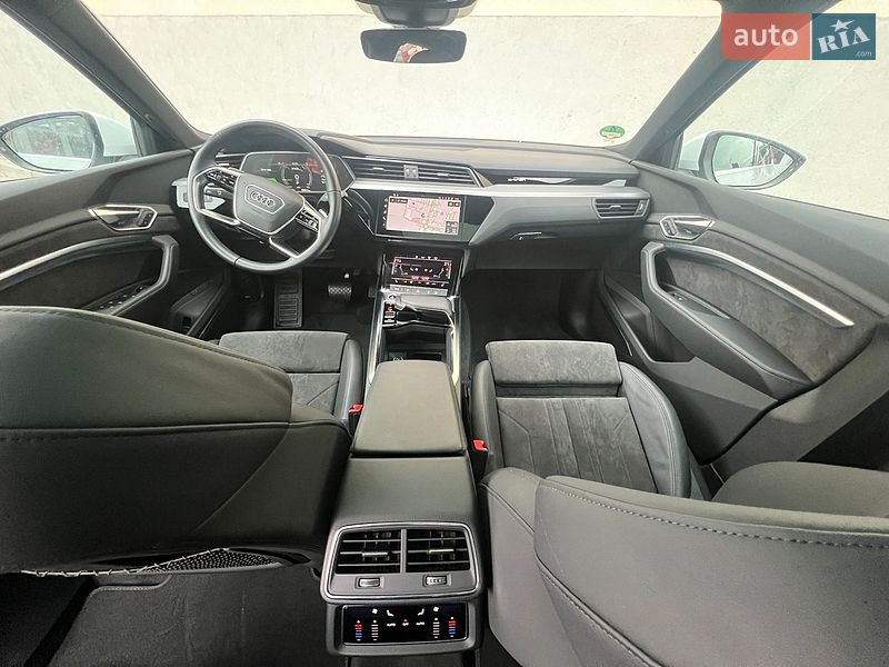Внедорожник / Кроссовер Audi e-tron 2020 в Львове