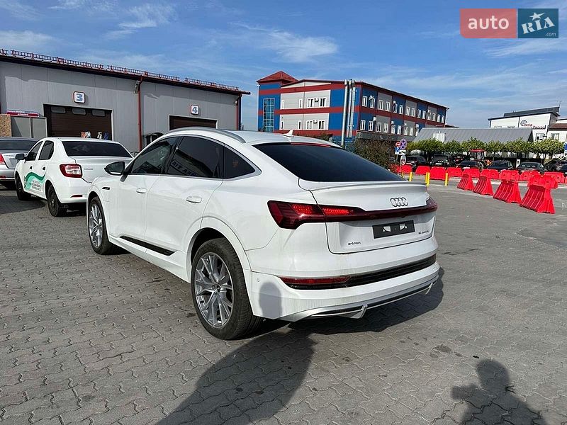 Внедорожник / Кроссовер Audi e-tron 2020 в Львове
