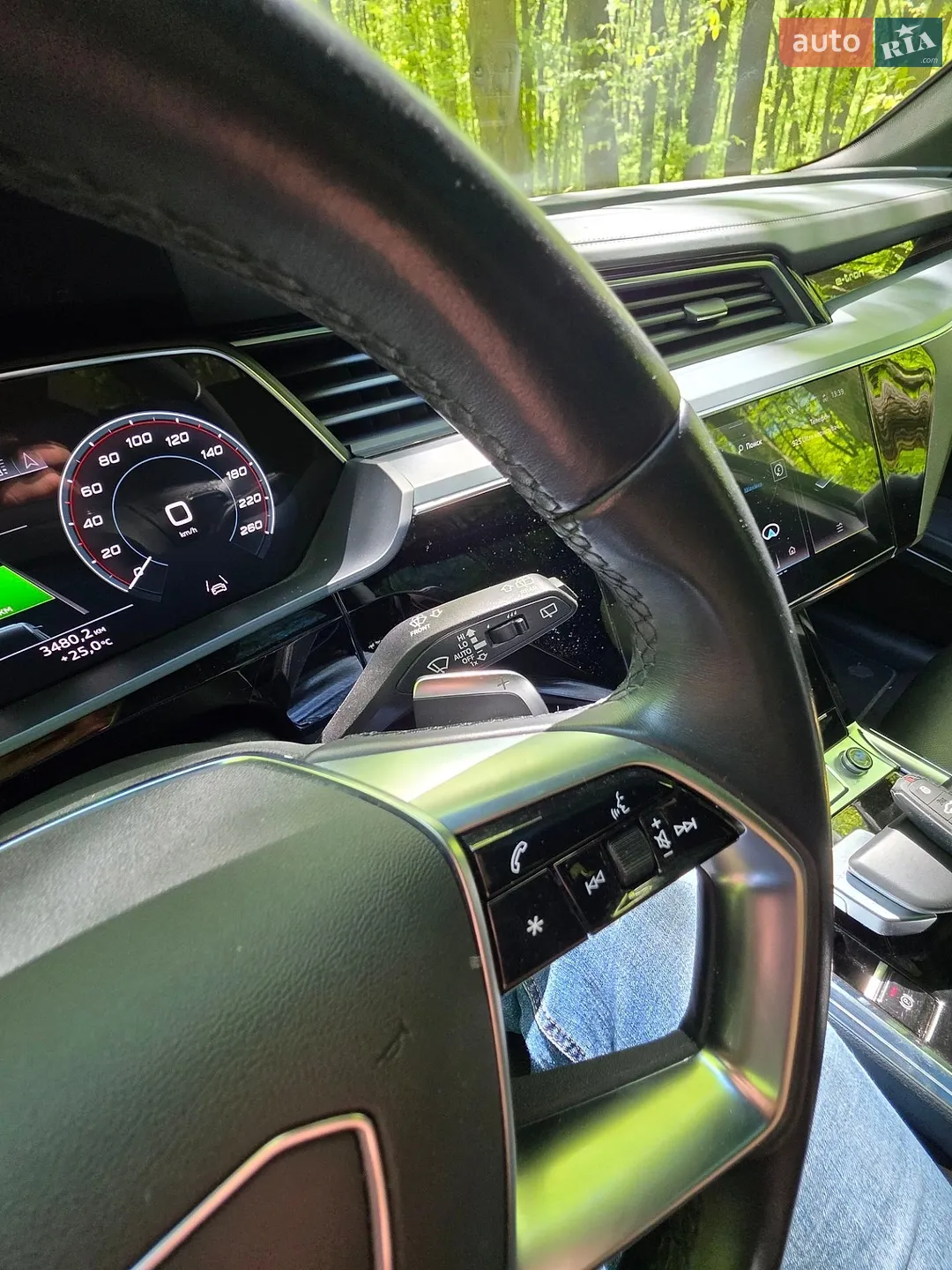 2022 Audi e-tron - мініатюра 28