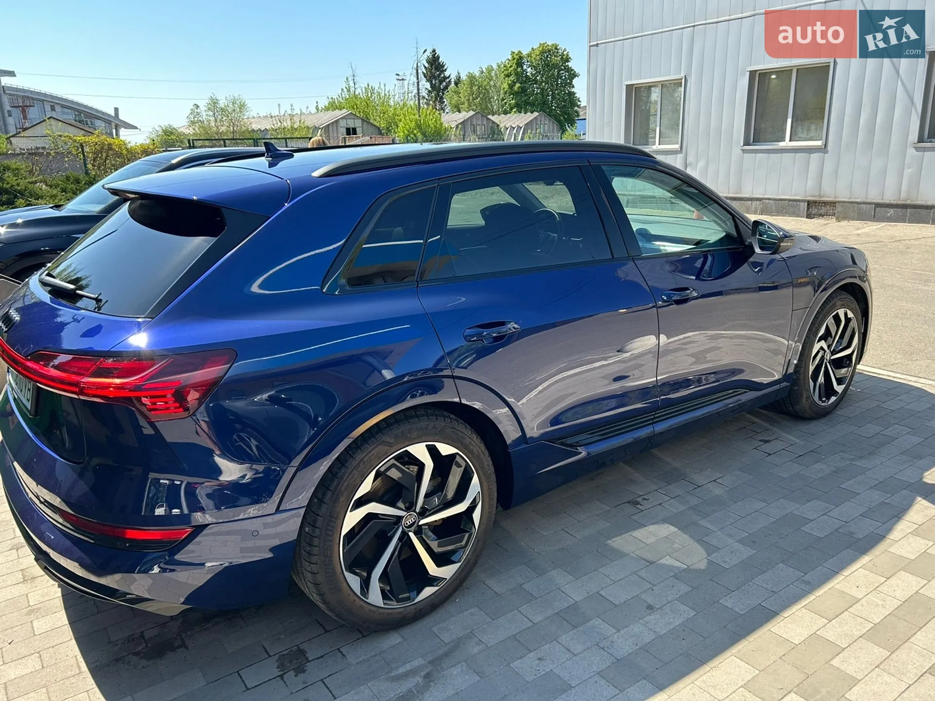 2022 Audi e-tron - мініатюра 8