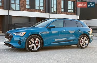 Внедорожник / Кроссовер Audi e-tron 2019 в Тернополе