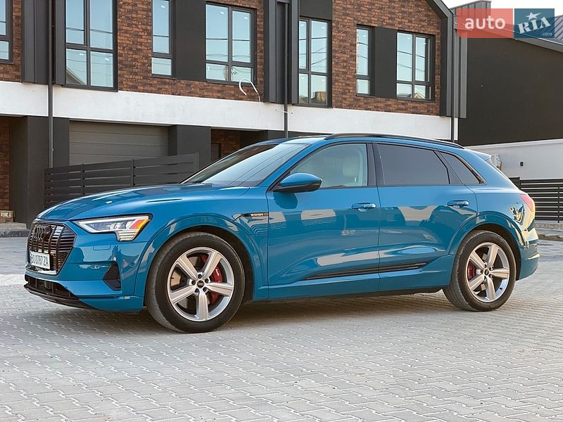 Внедорожник / Кроссовер Audi e-tron 2019 в Тернополе