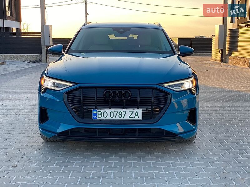 Внедорожник / Кроссовер Audi e-tron 2019 в Тернополе