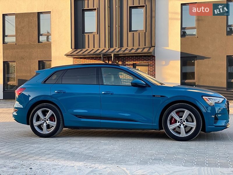 Внедорожник / Кроссовер Audi e-tron 2019 в Тернополе