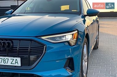 Внедорожник / Кроссовер Audi e-tron 2019 в Тернополе