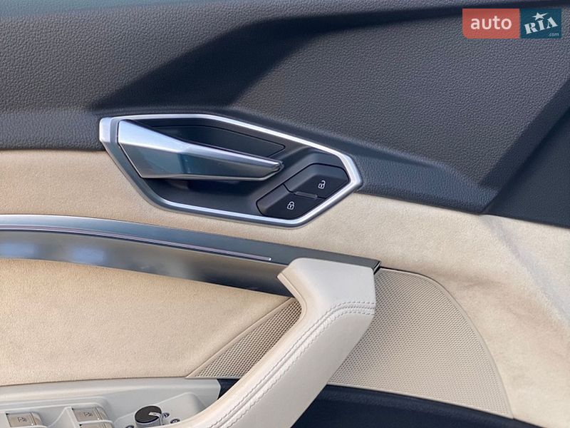 Внедорожник / Кроссовер Audi e-tron 2019 в Тернополе