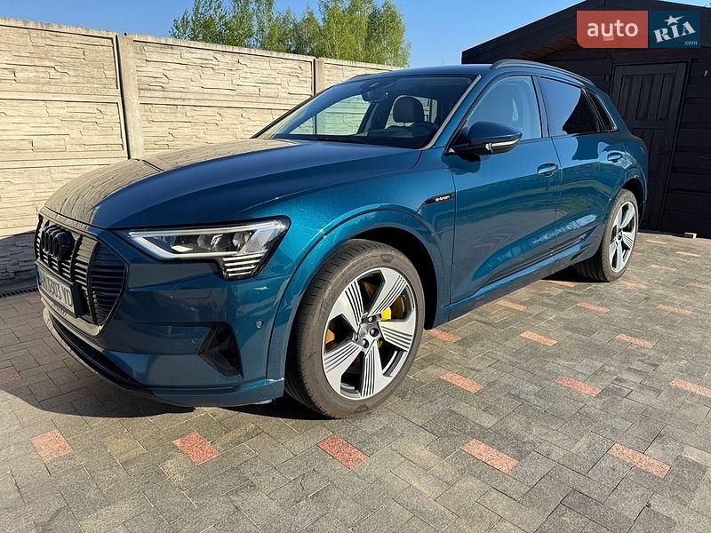 Внедорожник / Кроссовер Audi e-tron 2020 в Житомире