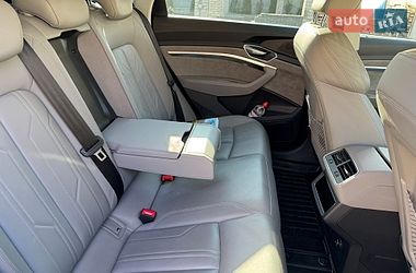 Внедорожник / Кроссовер Audi e-tron 2020 в Житомире