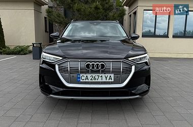 Внедорожник / Кроссовер Audi e-tron 2019 в Умани