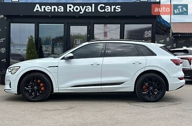 Внедорожник / Кроссовер Audi e-tron 2021 в Харькове