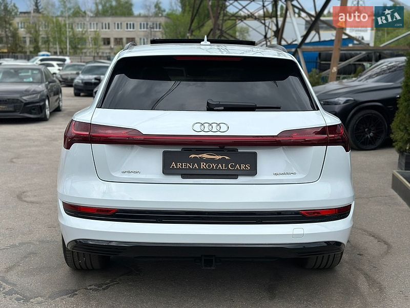 Внедорожник / Кроссовер Audi e-tron 2021 в Харькове